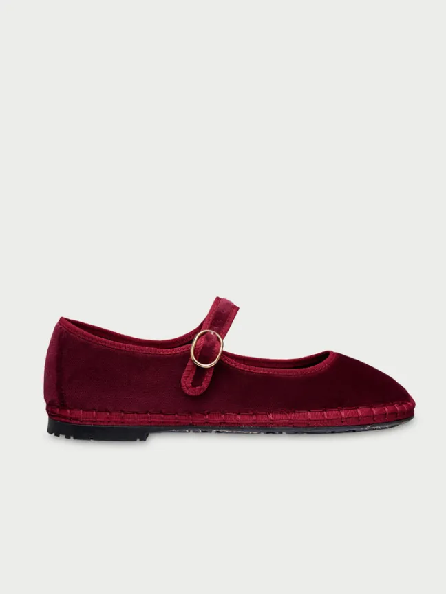 Cinderella Lucrecia|Flabelus Online
