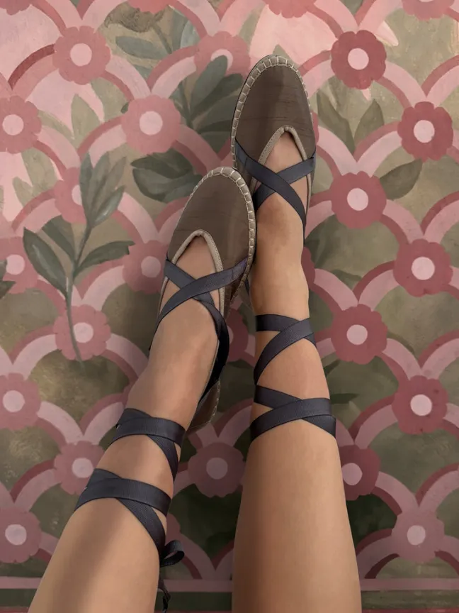 Eichiro Silk Ribbon Grey|Flabelus Online