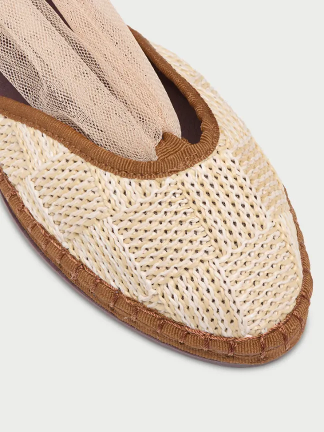 Isabella Craft Brown|Flabelus