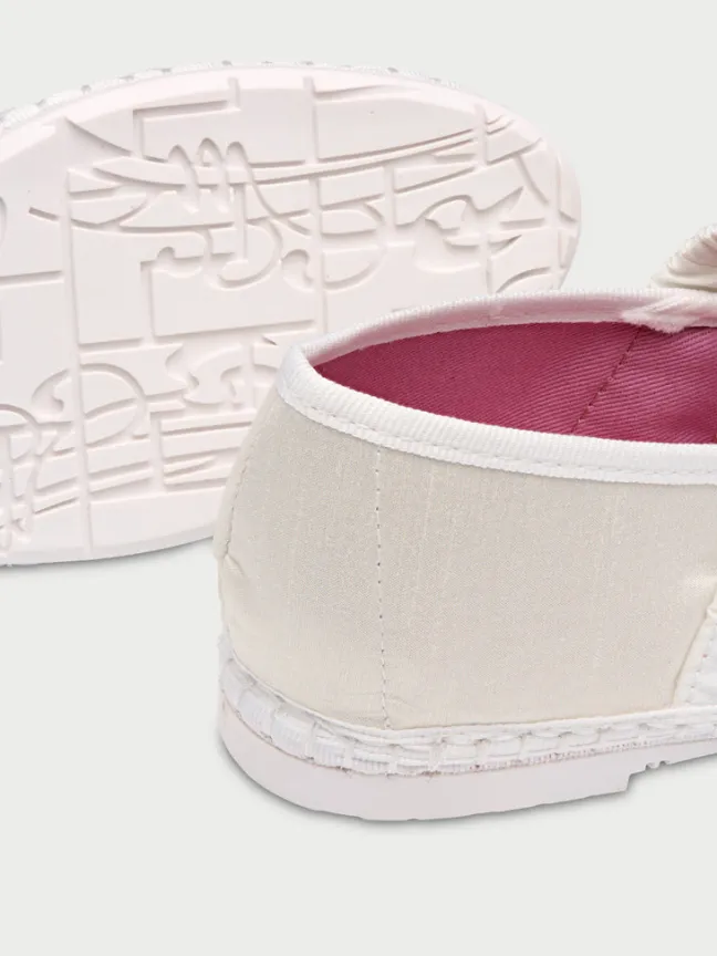 Mafalda White|Flabelus Hot